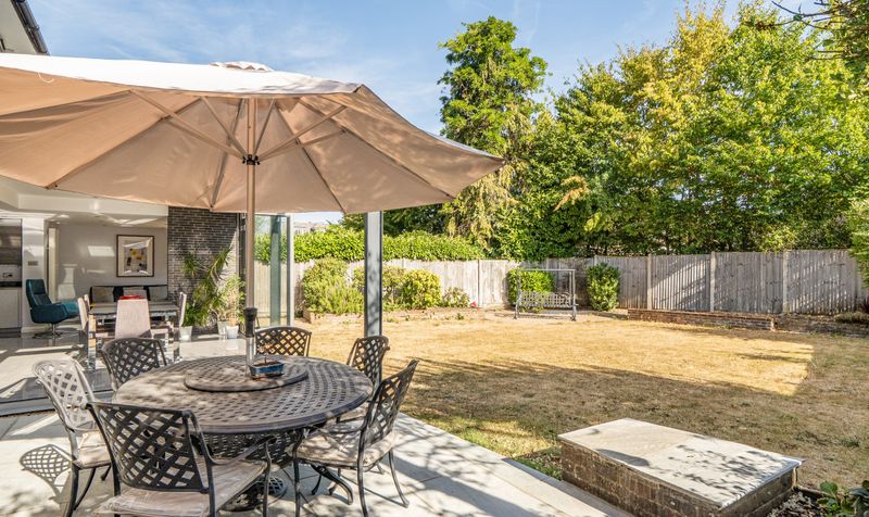 Taleworth Road, Ashtead, KT21