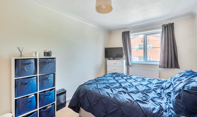 Yeomanry Close, Epsom, KT17