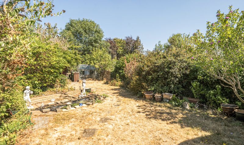 Elmstead Close, Epsom, KT19