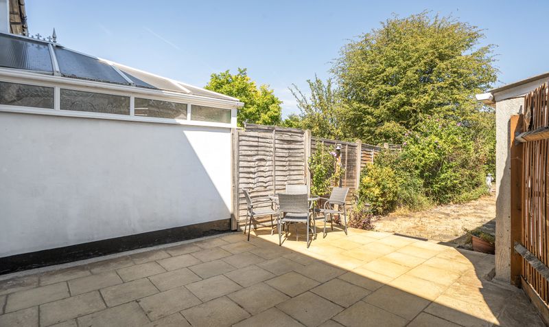 Elmstead Close, Epsom, KT19