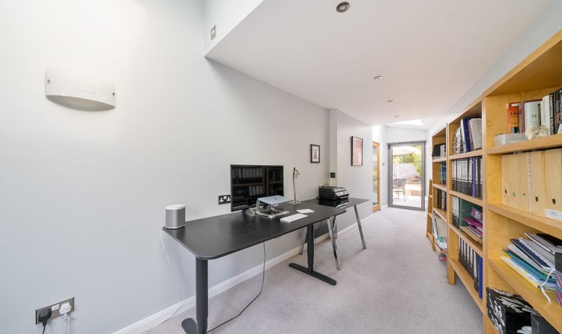 Taleworth Road, Ashtead, KT21