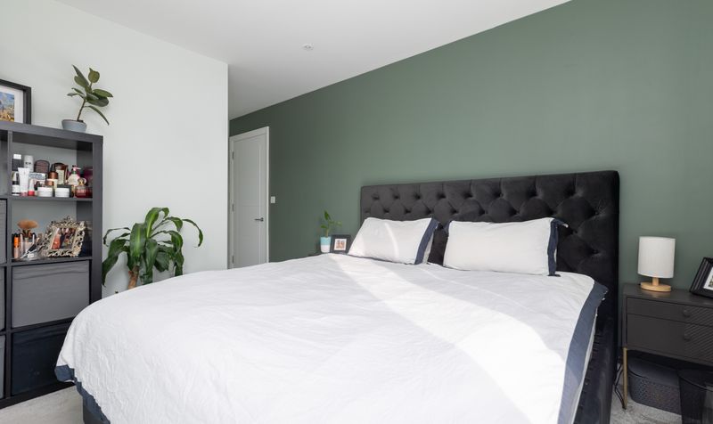 2 Bedroom Apartment For Sale &ndash; Leys Avenue, Letchworth Garden City, SG6 3