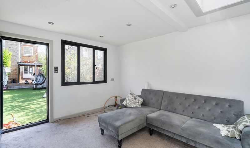 Maple Road, Ashtead, KT21