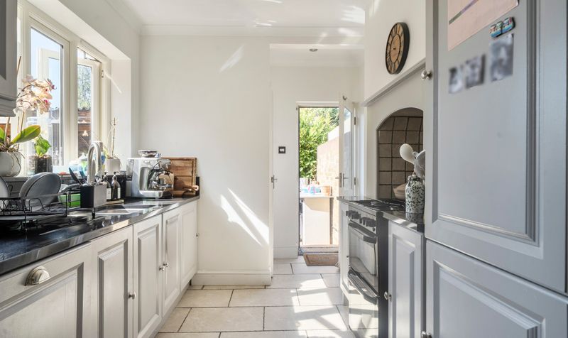 Maple Road, Ashtead, KT21