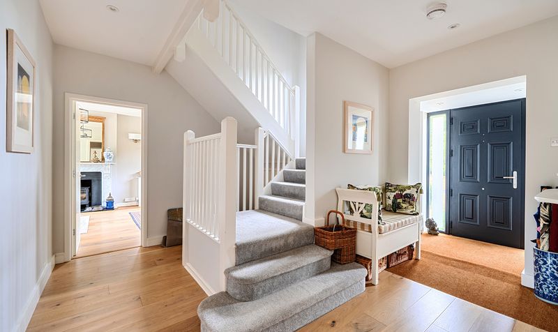 Cunliffe Close, Headley, KT18