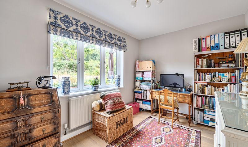 Cunliffe Close, Headley, KT18