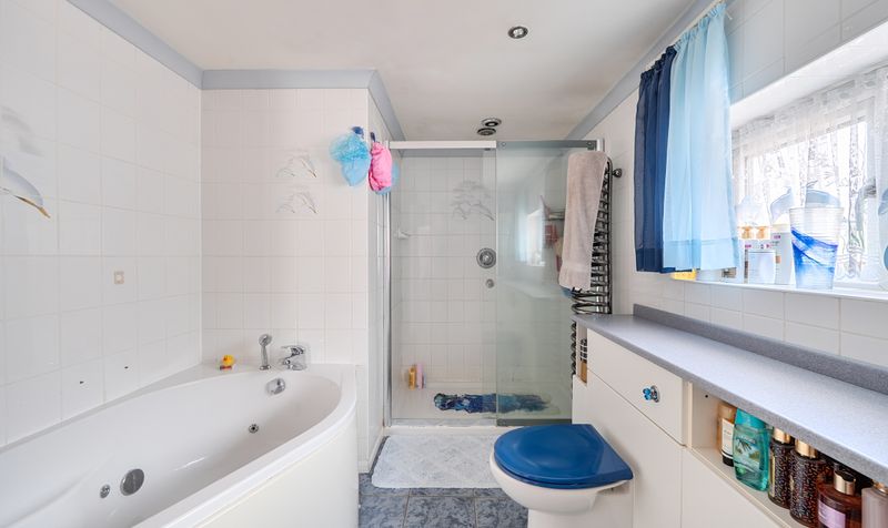 Horsley Close, Epsom, KT19