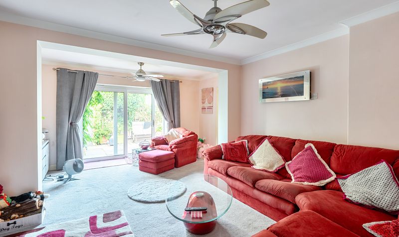 Horsley Close, Epsom, KT19