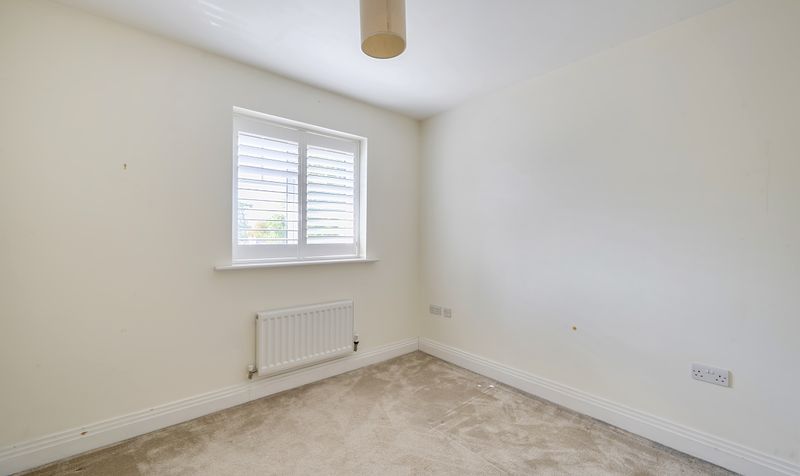 Warren Farm Close, Epsom, KT17