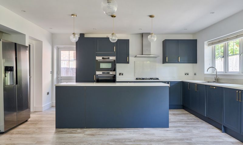 Warren Farm Close, Epsom, KT17