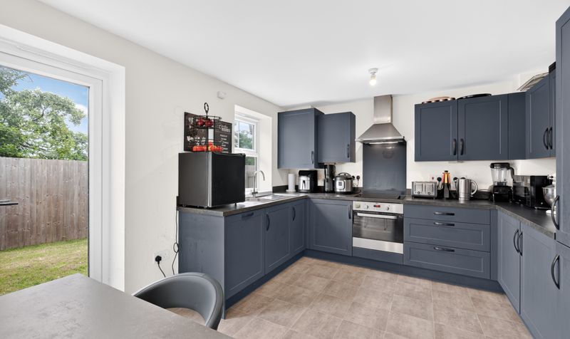 13 Newmarket Dr-12-2500px