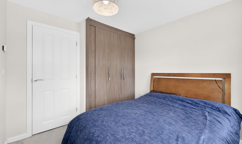 13 Newmarket Dr-20-2500px
