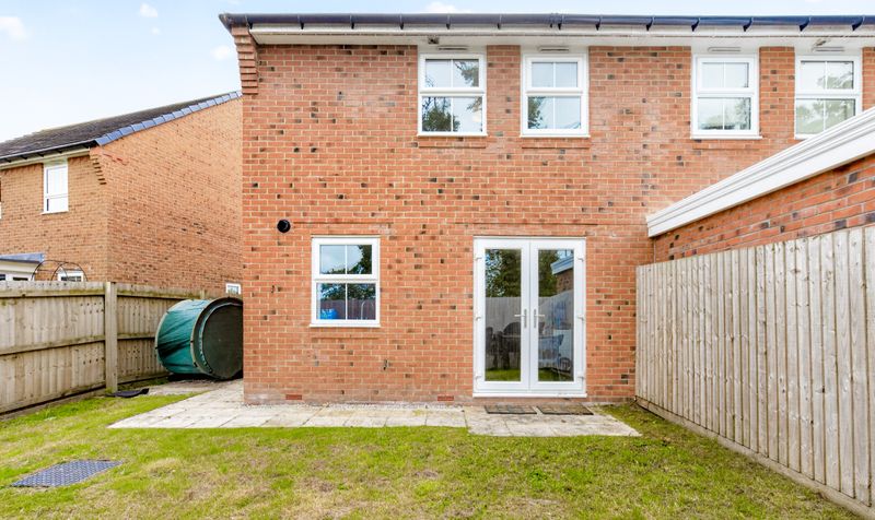 13 Newmarket Dr-32-2500px
