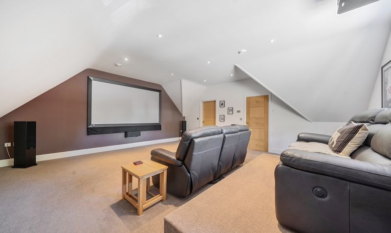 Woodcote End, Epsom, KT18