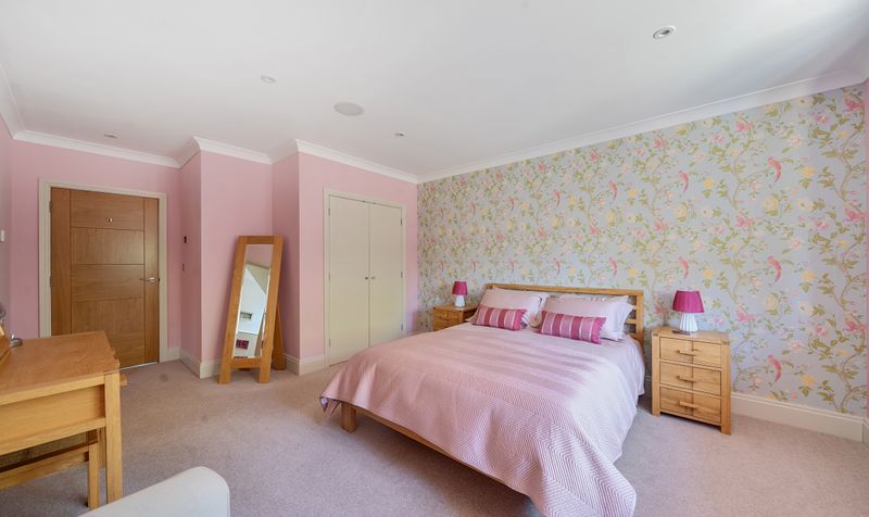 Woodcote End, Epsom, KT18