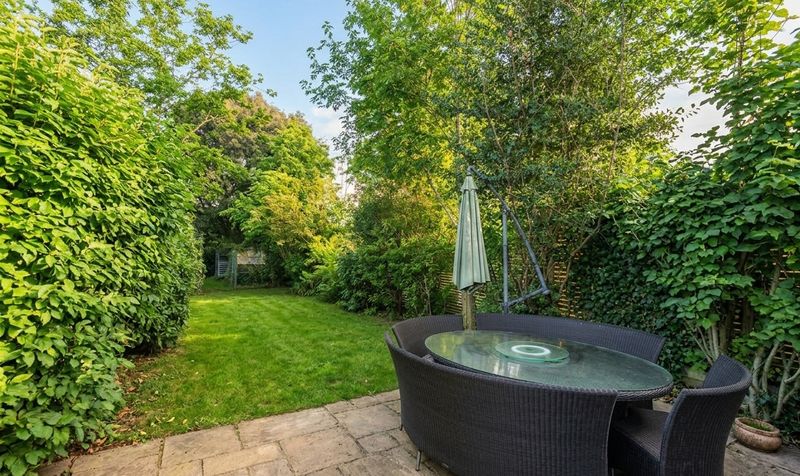 Temple Road, Epsom, KT19