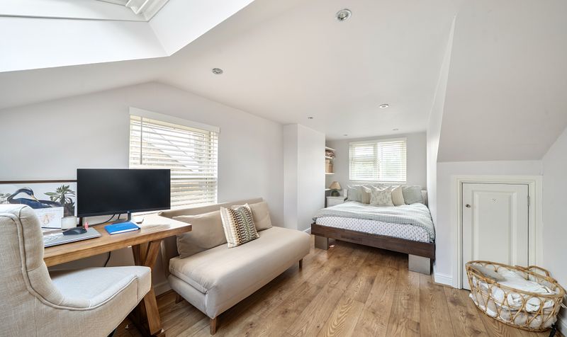 Maple Road, Ashtead, KT21