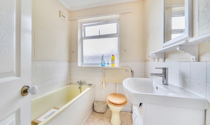 Stane Way, Epsom, KT17