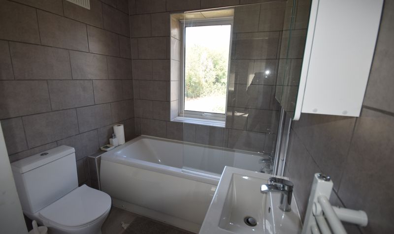Grosvenor Road, Epsom, KT18