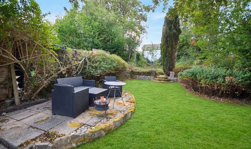 Grosvenor Road, Epsom, KT18