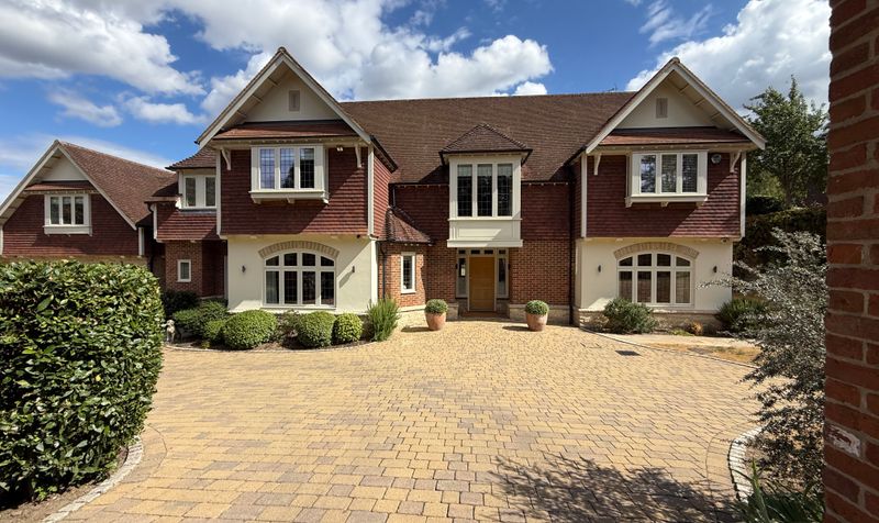 Woodcote End, Epsom, KT18