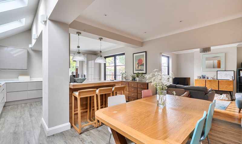 Chaffers Mead, Ashtead, KT21
