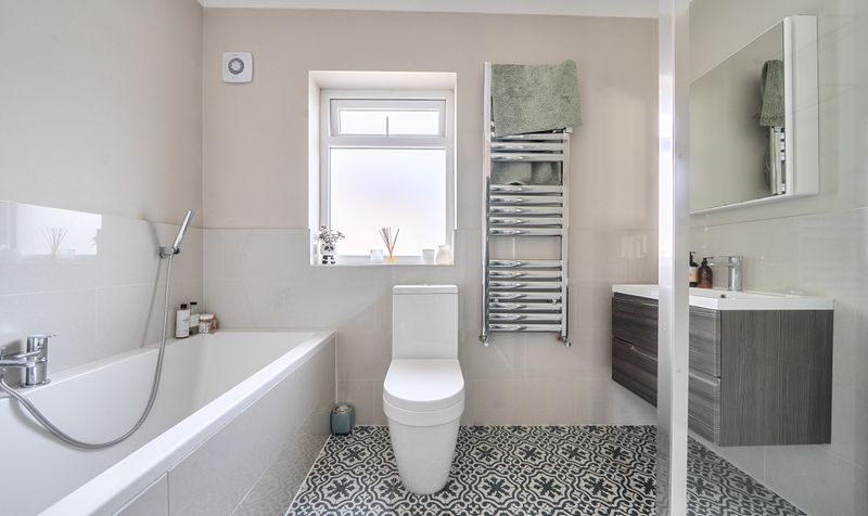 Chaffers Mead, Ashtead, KT21