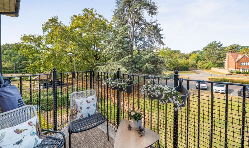 Glanville Way, Epsom, KT19