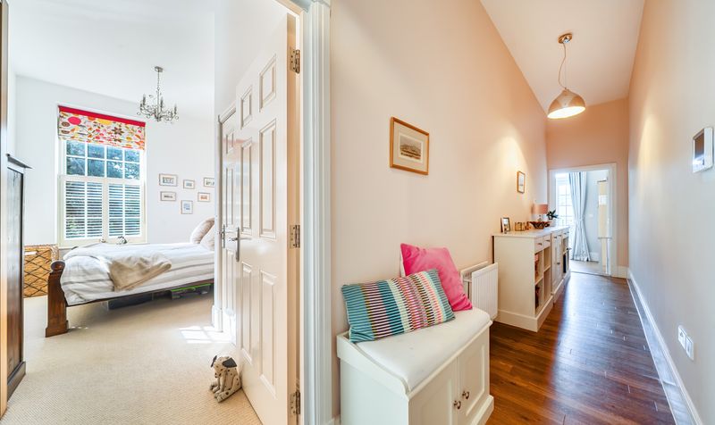 Glanville Way, Epsom, KT19