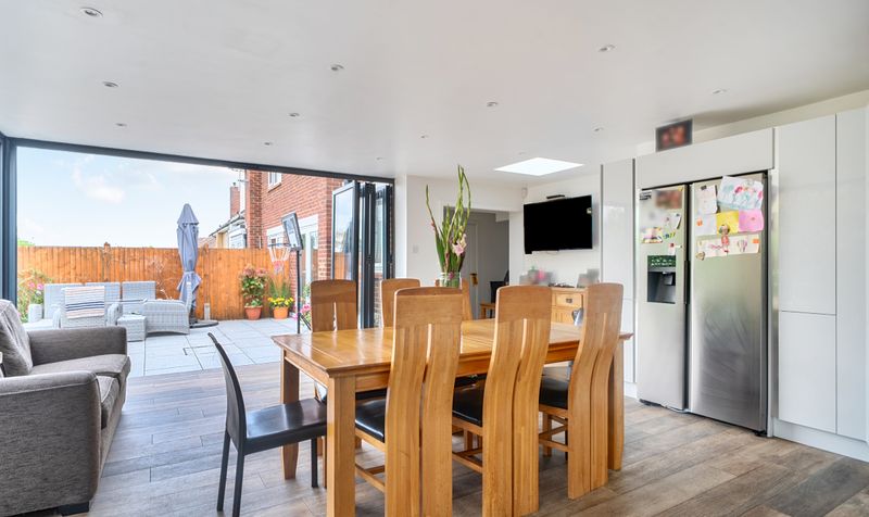Kingscroft Road, Leatherhead, KT22