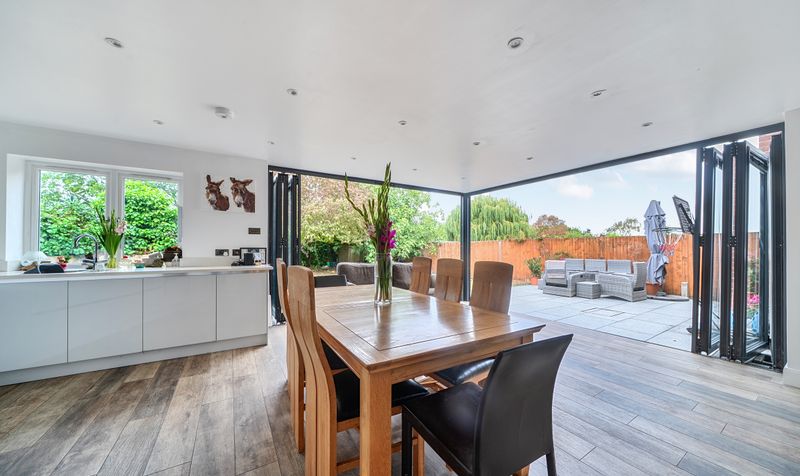 Kingscroft Road, Leatherhead, KT22