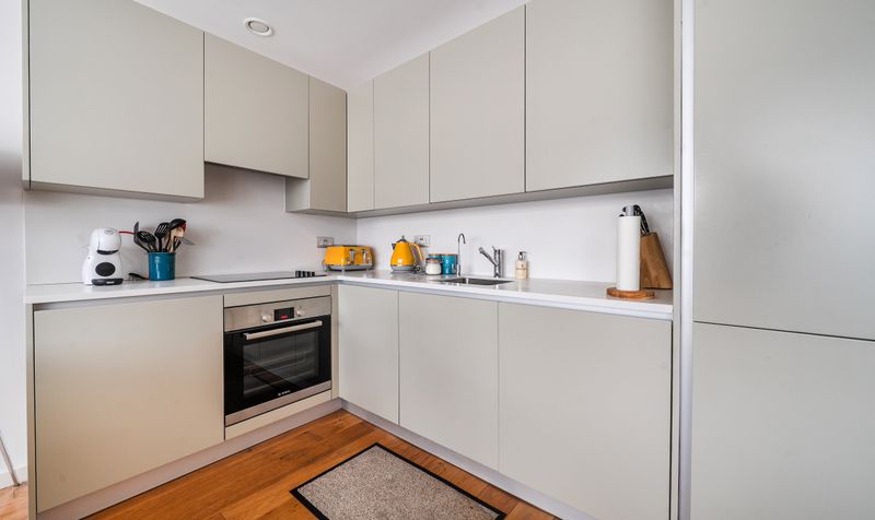 East Street, Epsom, KT17