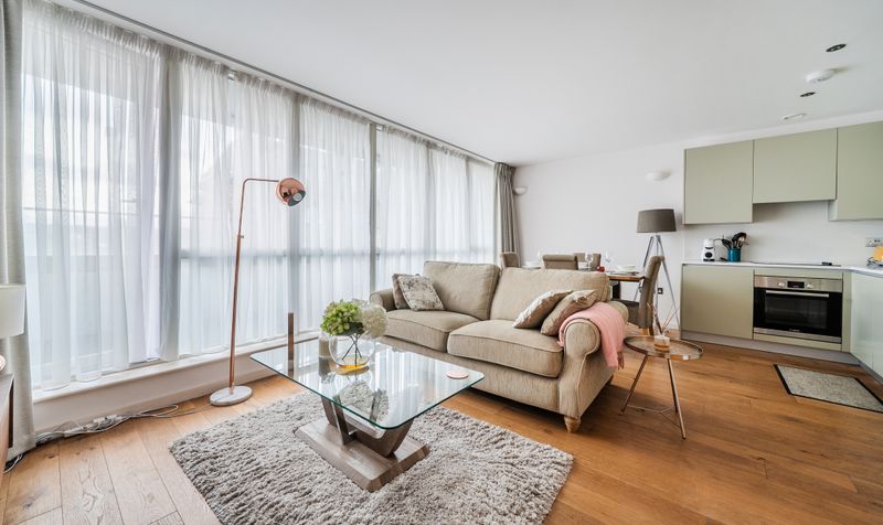 East Street, Epsom, KT17