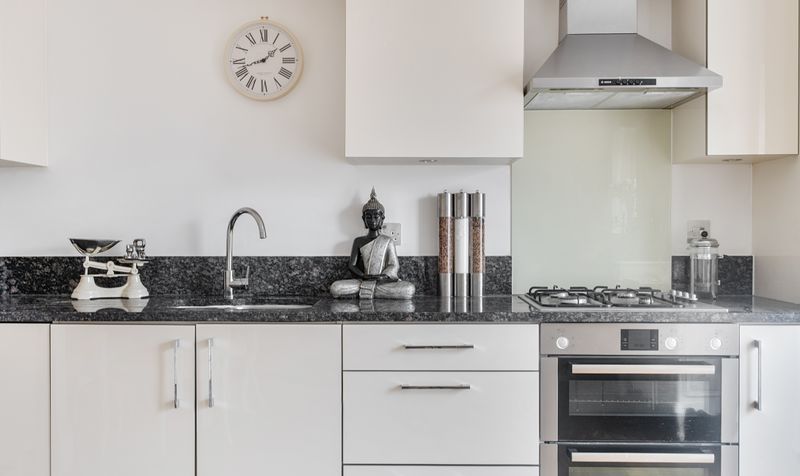 Glanville Way, Epsom, KT19