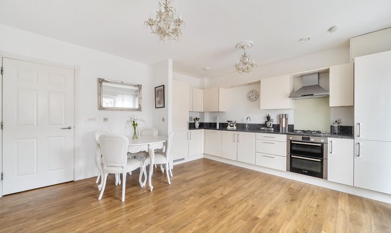 Glanville Way, Epsom, KT19