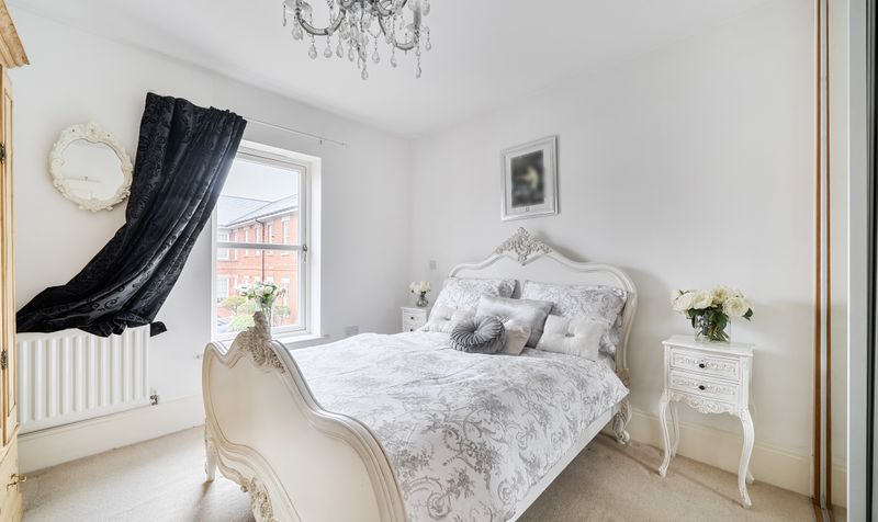 Glanville Way, Epsom, KT19