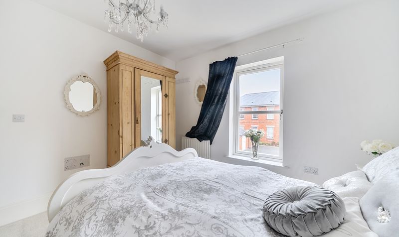 Glanville Way, Epsom, KT19