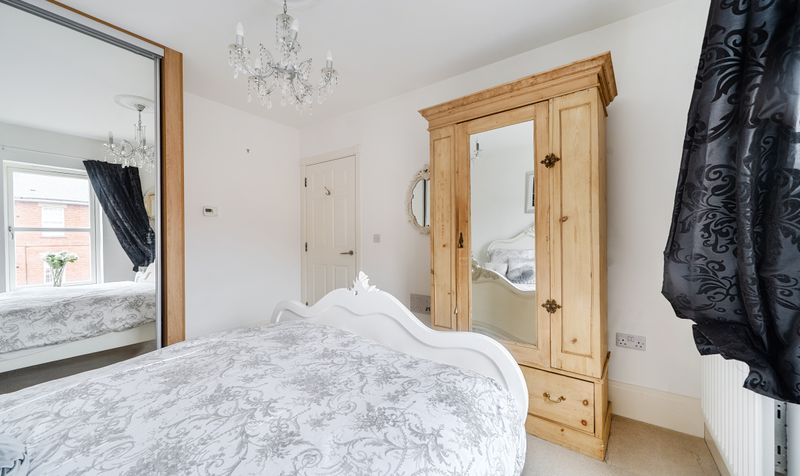 Glanville Way, Epsom, KT19