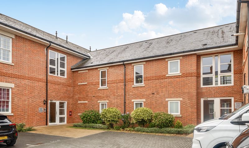 Glanville Way, Epsom, KT19