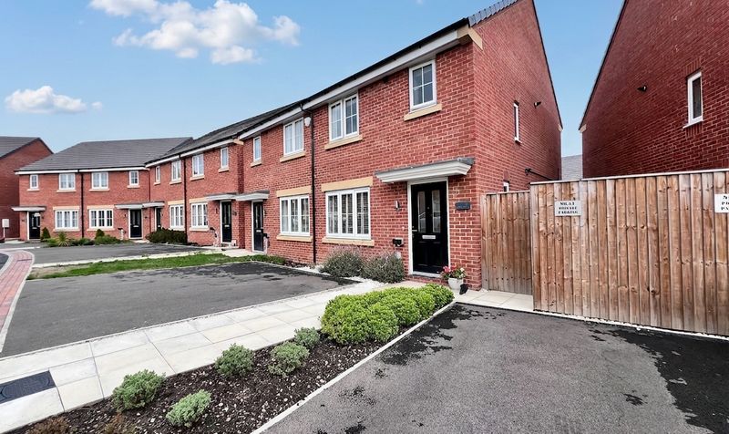 Riverside Close, Mirfield, WF14