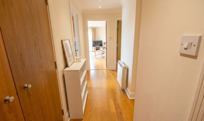 De Montfort Crescent