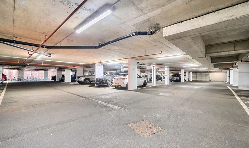 Leret Way, Royal Swan Quarter Leret Way, KT22