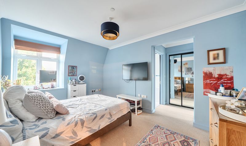 Leret Way, Royal Swan Quarter Leret Way, KT22