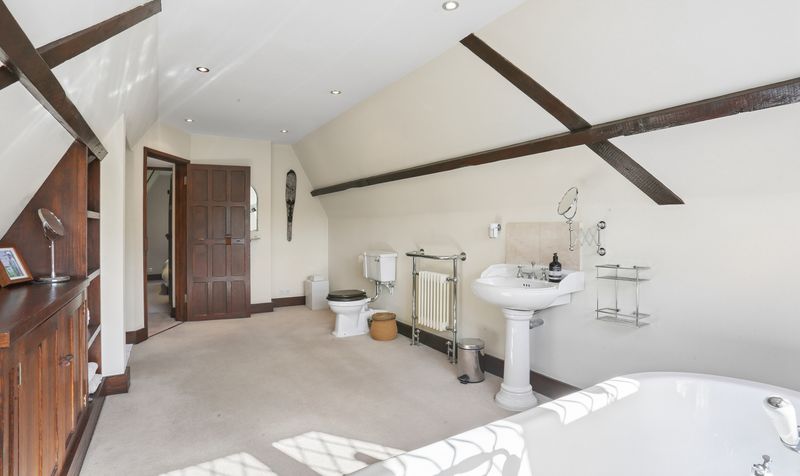 Fyfield Close, Epsom, KT17