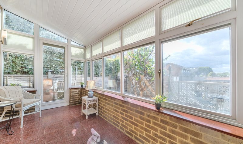 Kiln Lane, Epsom, KT17