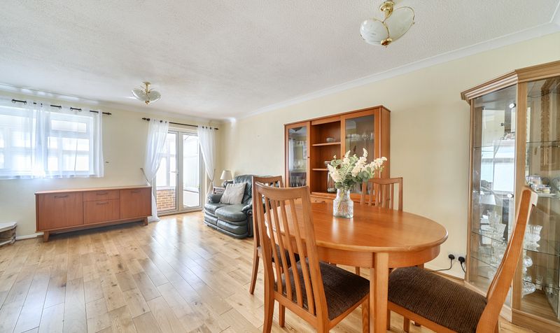 Kiln Lane, Epsom, KT17