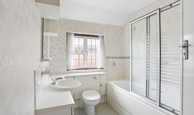Alexandra Road, Epsom, KT17