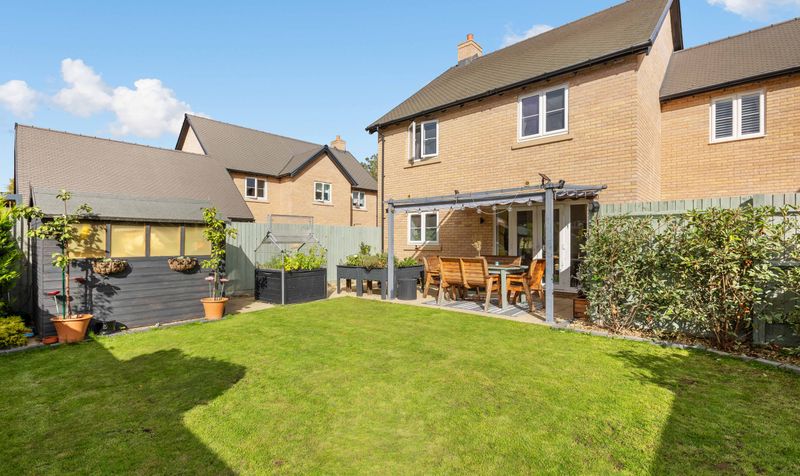 4 Bedroom House For Sale &ndash; Gudgeon Meadow, Arlesey, SG15 3