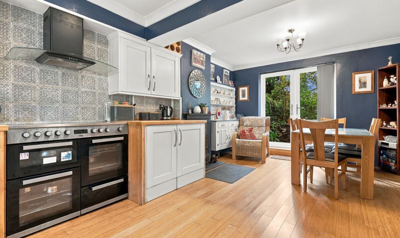 3 Bedroom House For Sale &ndash; Whitwell Road, St. Pauls Walden, SG4 2