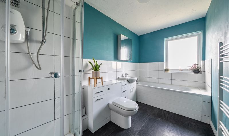 Farriers Road, Epsom, KT17